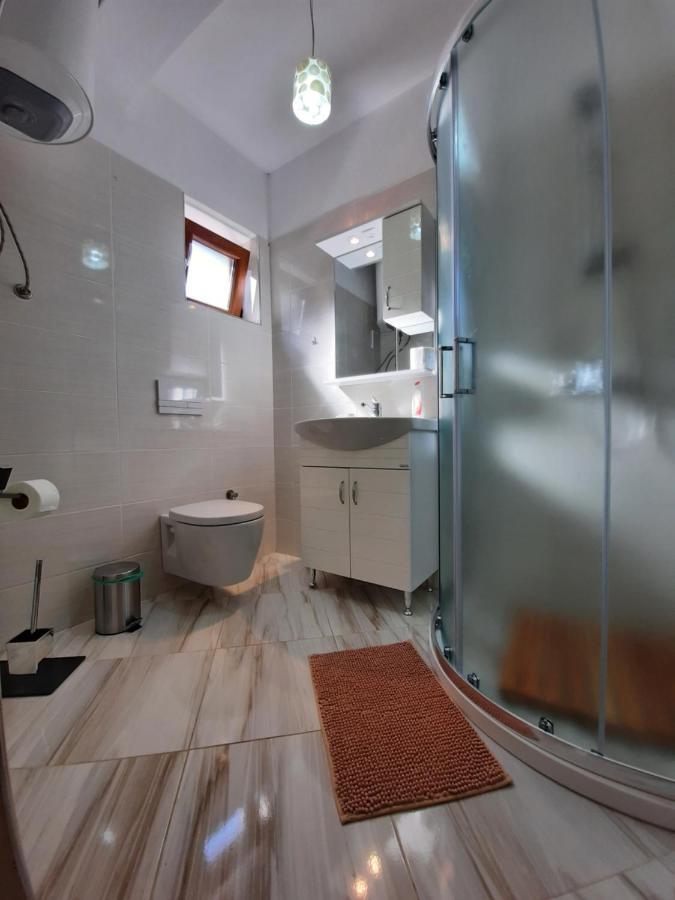 Vila Alexander B&B 瓦勒博内 外观 照片