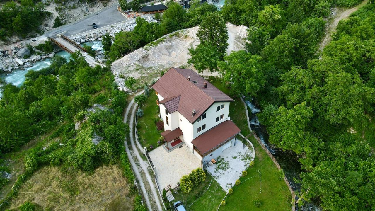Vila Alexander B&B 瓦勒博内 外观 照片