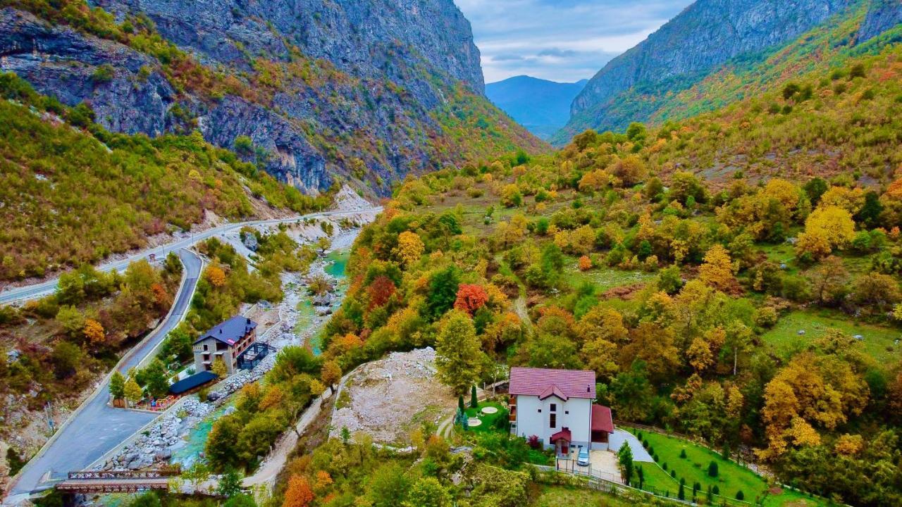 Vila Alexander B&B 瓦勒博内 外观 照片